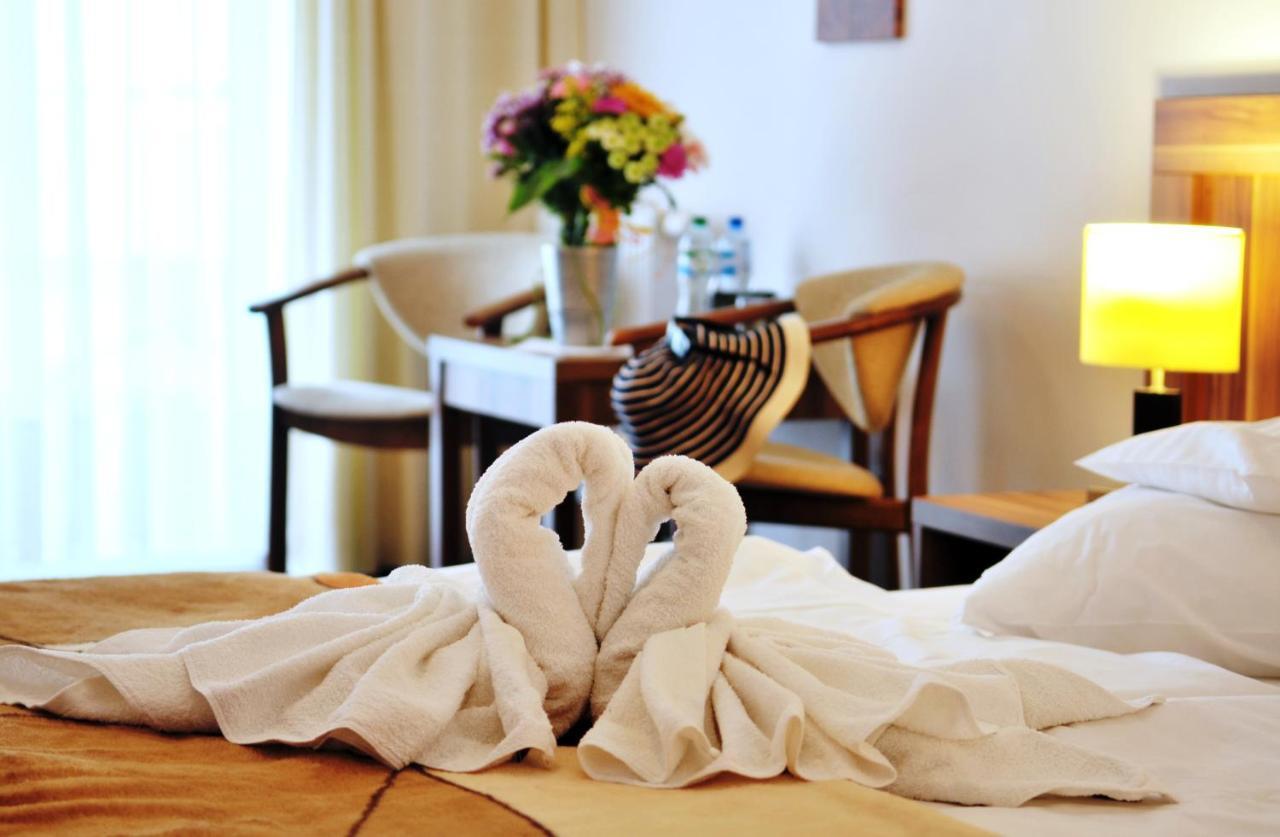Bursztyn Spa Kołobrzeg Extérieur photo